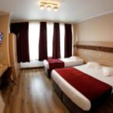 Hotel De France Saint-Gilles Eksteriør billede