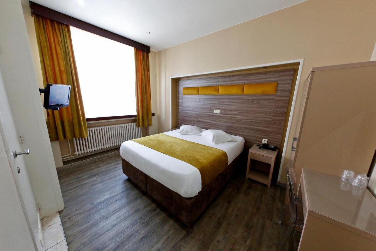 Hotel De France Saint-Gilles Eksteriør billede