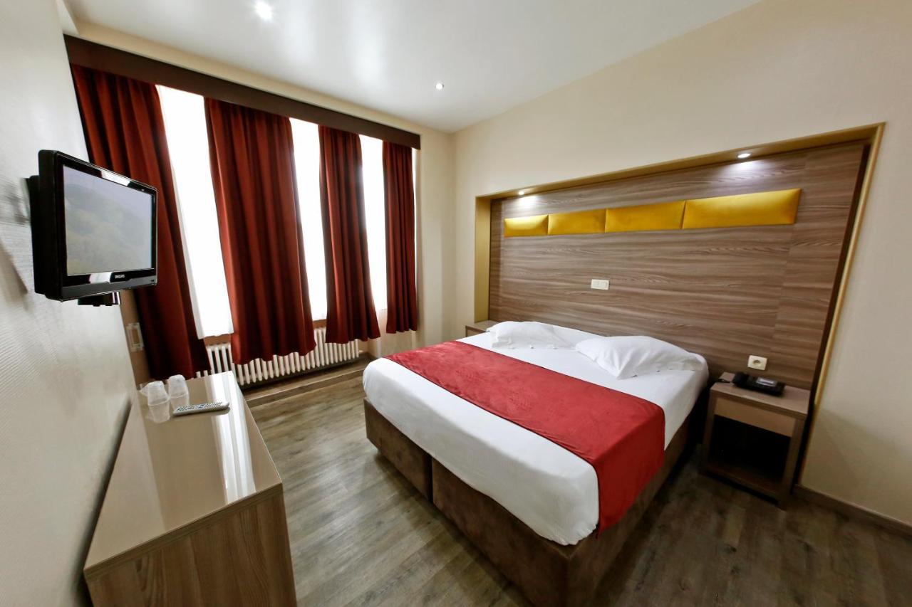 Hotel De France Saint-Gilles Eksteriør billede