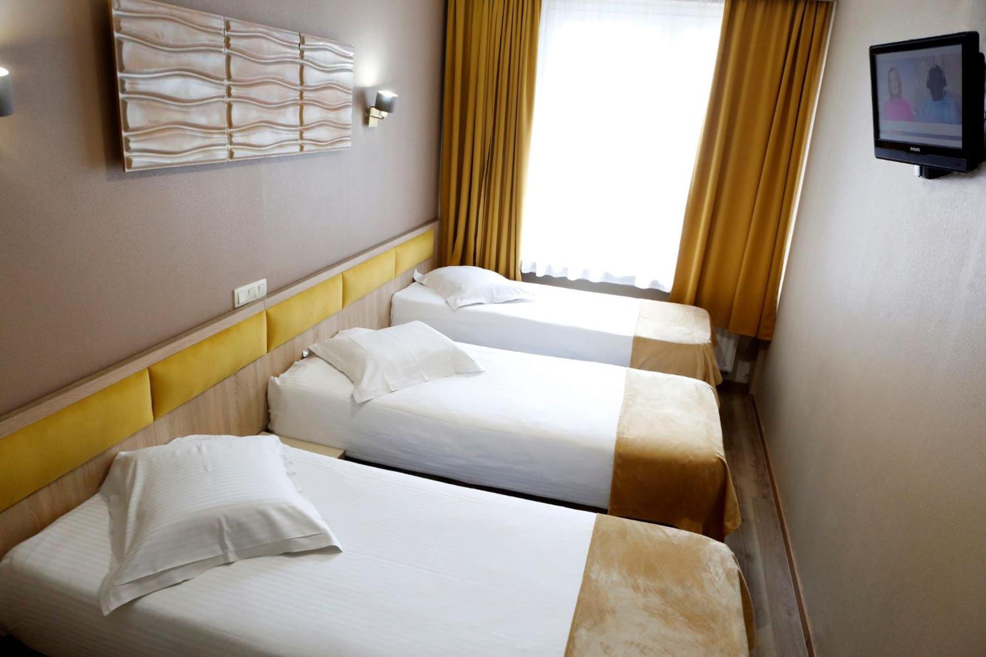 Hotel De France Saint-Gilles Eksteriør billede