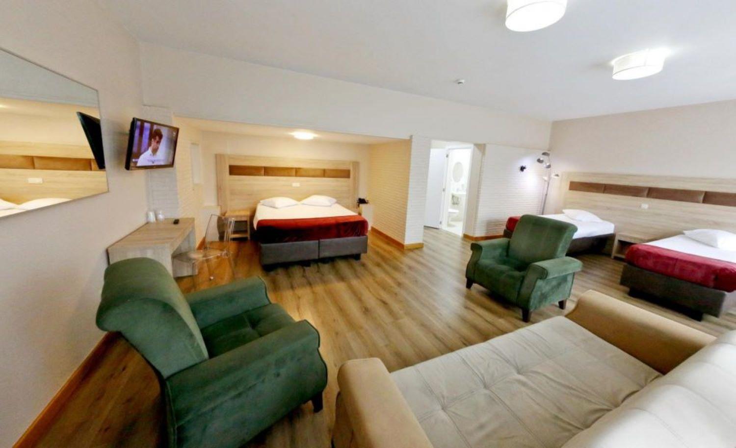 Hotel De France Saint-Gilles Eksteriør billede